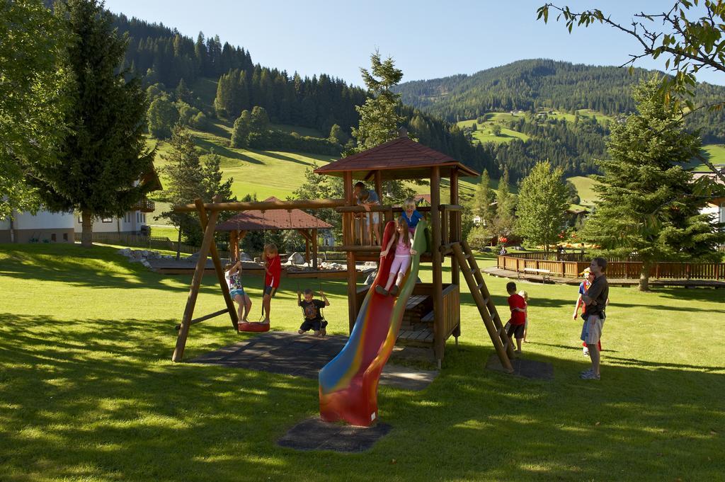 Sonnberg Ferienanlage Flachau Exterior photo