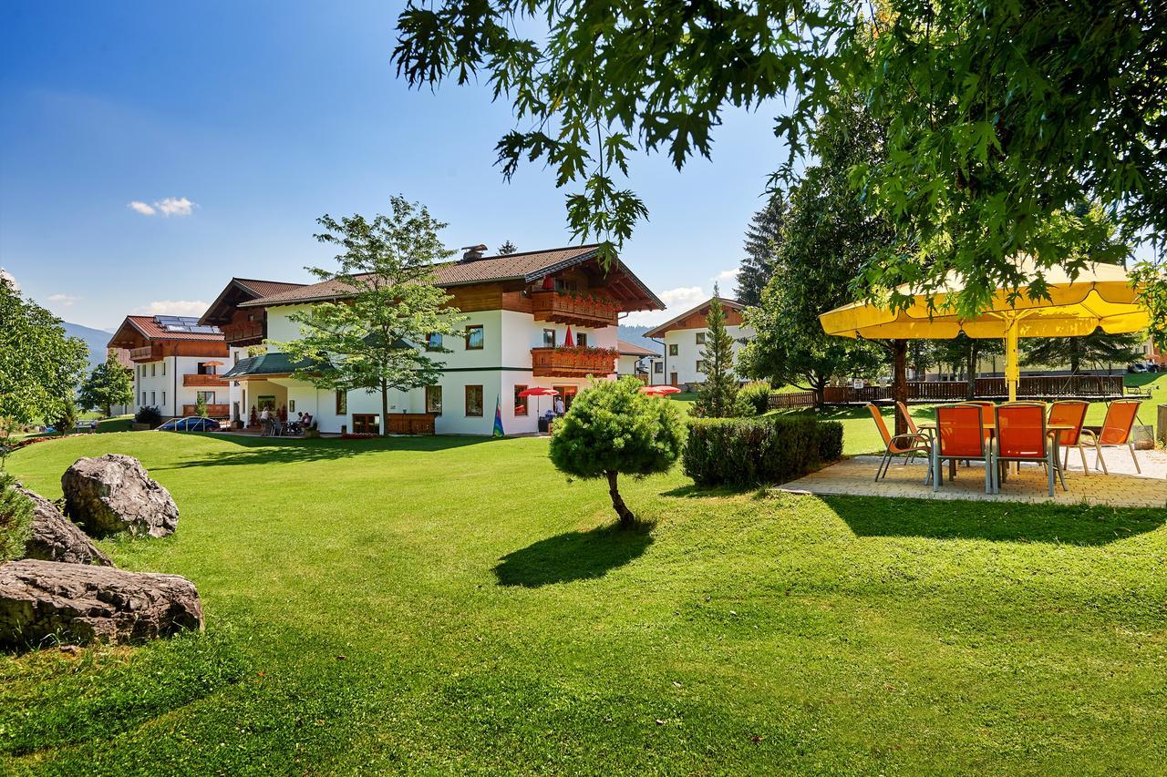 Sonnberg Ferienanlage Flachau Exterior photo
